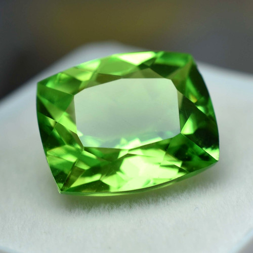 Amazing gems green peridot - amazing,