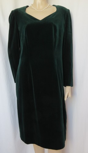 Samtkleid grün samt - 44,
