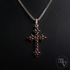 Vintage kleiner Granat