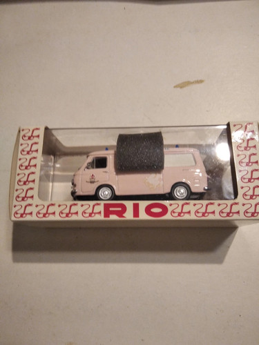 Rio krankenwagen fiat - rio,