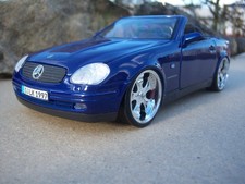 Maisto Mercedes 1:18 SLK R 170