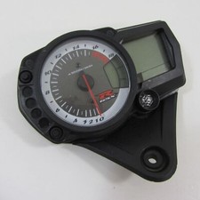 Suzuki GSX-R 600 -- WVCV Cockpit Instrumente Tacho B8651