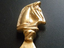 Flaschenöffner Bier Flaschen Öffner Gold Farbig Deko Kunst Kapselheber Pferd ?