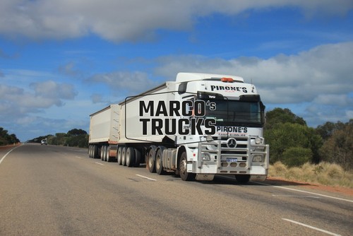 Lkw foto mercedes benz actros - lkw,