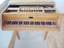 Sportliches Spinett sucht neue