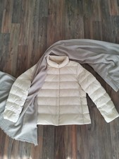 Set:Uniqlo Daunenjacke Beige Creme Gr. XL +Schal (85cm*180 cm) Beige Grau 