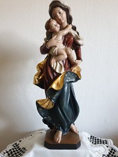 schöne alte Berg-Madonna mit