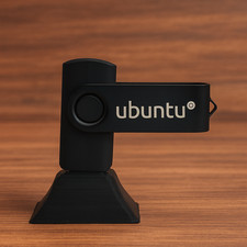 Ubuntu 24.04.3 LTS USB Boot Stick 8GB | Live Linux | PC Installation & Recovery