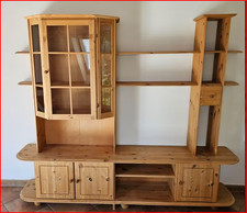 Notverkauf Echt Holz Schrankwand aus Erle massiv Schrank mit Glasteil