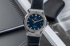 Hublot Classic Fusion Titan Automatik Herrenuhr 542.NX.7170.LR B&P NP: 8700,- €