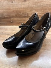 S. Oliver Damen Mary Jane High Heel Gr. 40 schwarz Dirndlschuhe