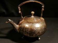 alte Teekanne versilbert