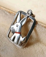 Art Déco Charm-Anhänger aus