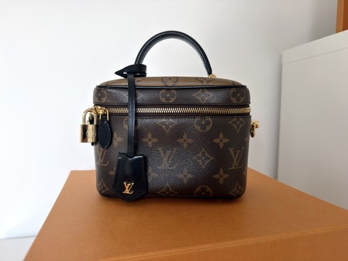 Louis vuitton vanity - vanity, pm
