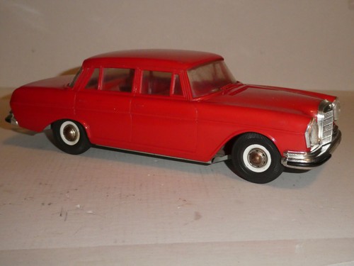 Gama mercedes heckflosse - gama,
