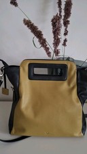Schöne Schultertasche,  Voi design, zweifarbig gelbgrün/ schwarz, sehr gut
