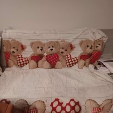 Ein Set Kinderbettwäsche