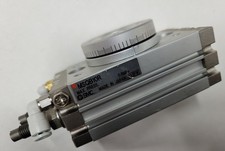 SMC Pneumatischer Schwenkantrieb Schwenktisch MSQB10R