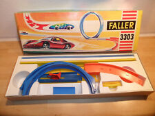 Alte Faller HIT CAR HITCAR 3303 Schienen Bahnen Loping Rennbahn ohne Autos
