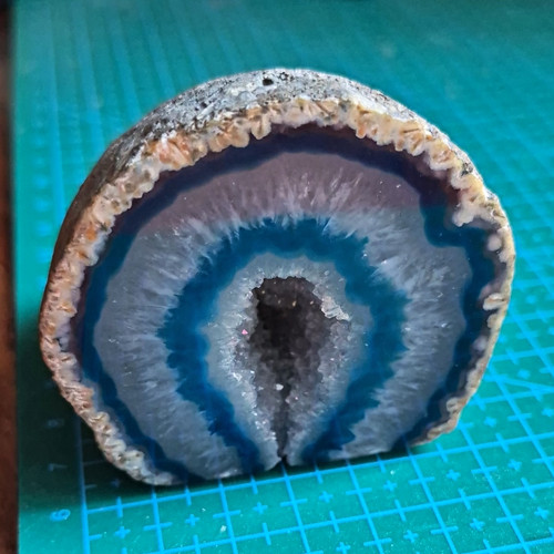 Blau weißer achat geode mit - blau-weißer,