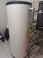 Warmwasserspeicher 300l mit Heizpatrone 2000 W