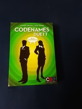 Codenames Duett ein kooperatives Spiel von Czech Games Edition