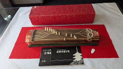 Japanische akustische koto - japanische,