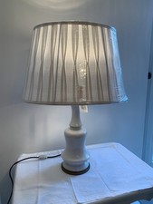 Große Lampe  Lampenfuß  Porzellan + Messing  weiß   50er / 60 er