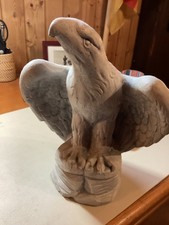 Figur Adler aus Kunststein