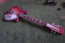 Rickenbacker Model 620/12 in