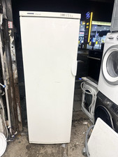 Liebherr GSND 3316 Stand-Hochgefrierschrank AUSSCHLACHTEN FÜR TEILE 