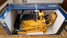 bruder CAT großer Kettendozer, Modellfahrzeug