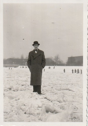 Vintage foto mann schnee - vintage,