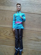 Barbie Prinz Kieran Ken Mattel die geheime Tür