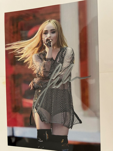 Autogramm sabrina carpenter - autogramm, 30
