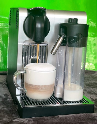 Longhi nespresso lattissima - de'longhi,