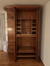 Wohnzimmerschrank mit Regal und vielen Ausziehfächer aus Kirschbaum