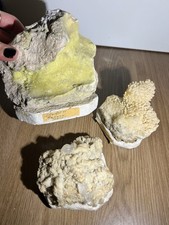 Mineralien Set mit alten Sammlerlabels – Schwefel, Calcit, Albit – Sammlung