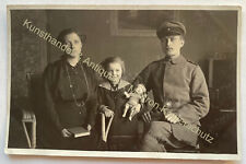 orig. Foto AK Soldat Kind Spielzeug Puppe Bünde Herford Schneider