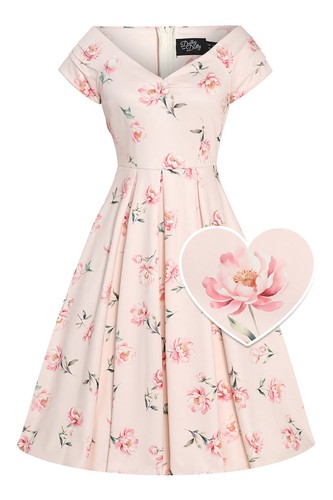 Dolly and dotty - dolly,