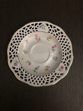 Burg Lindau Durchbruchteller Dekor Streublume / Untertasse Unterteller Untere