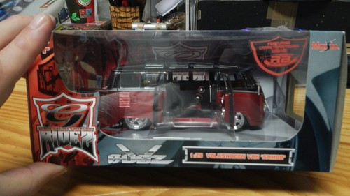 Maisto 31022 vw - 1:24,