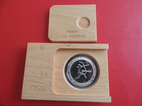 Spanien 2000 ptas 1990 - *,