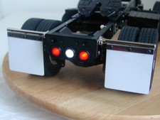 Querträger mit Rückleuchten