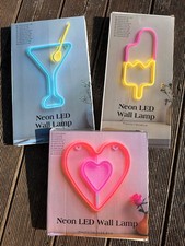 Neon LED Wandlampe /
