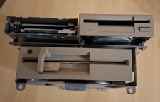 Amiga 2000 Netzteil mit allen drei originalen Laufwerken mit Einbaurahmen.