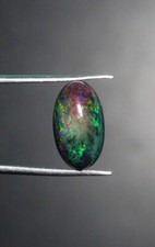 Opal, Oval Schwarzopal