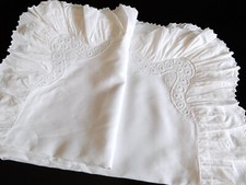 ANTIK LEINEN PARADEKISSEN WEISS STICKEREI 94X70cm ROMANTIK RÜSCHENVOLANT