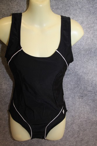 Sportlicher schwimmanzug - sportlicher,