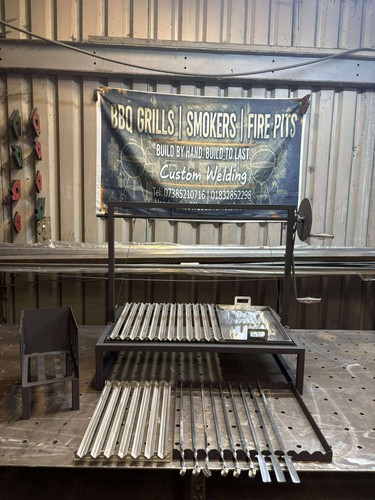 Professioneller grill - grill, im